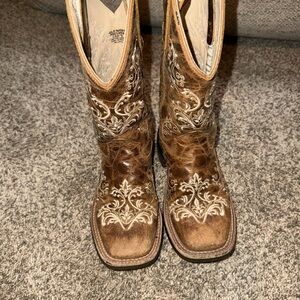 Brown Embroidered Western Cowgirl/boy Boots